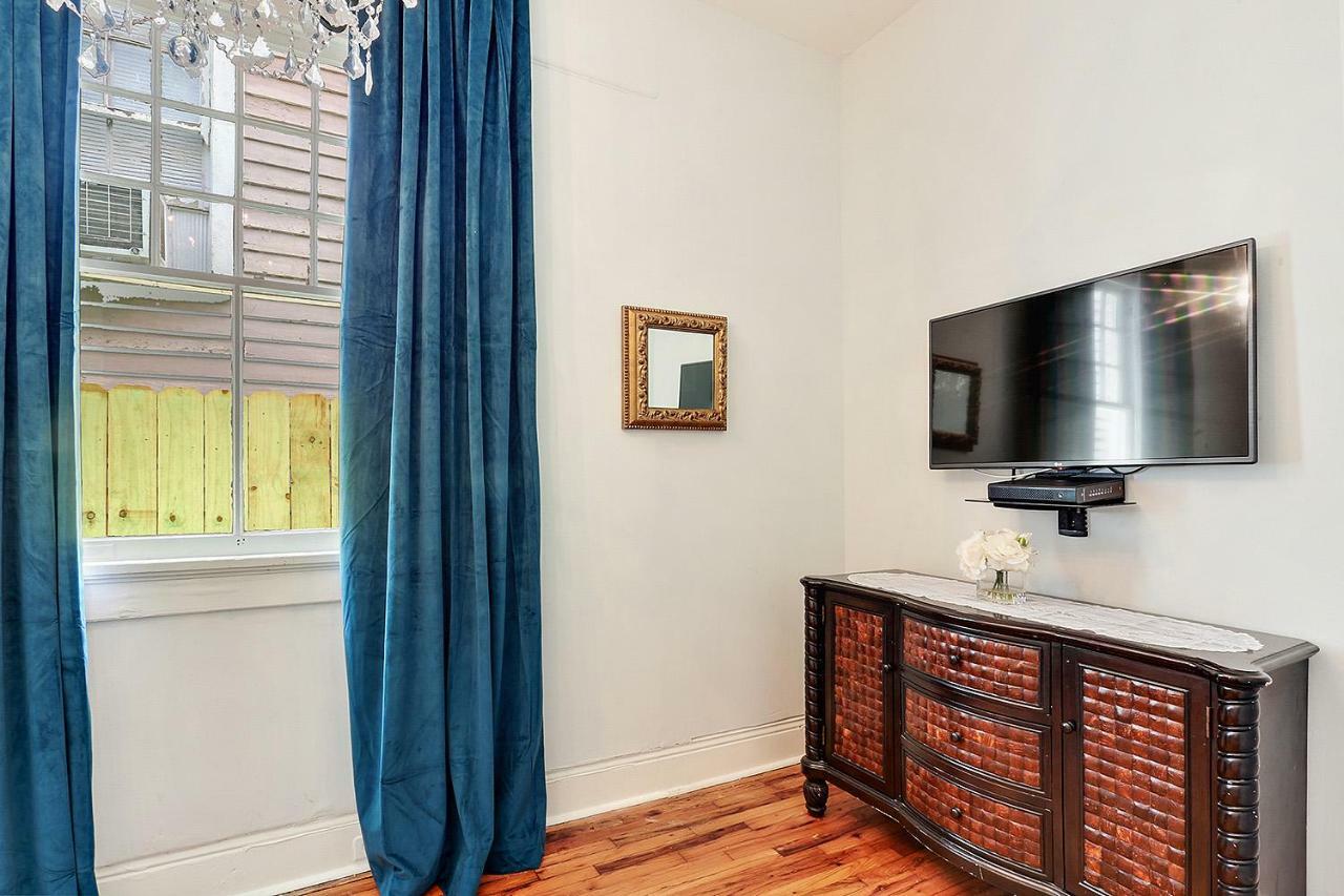 فيلا Elegant Renovated House With Relaxing Courtyard نيو أورلينز المظهر الخارجي الصورة